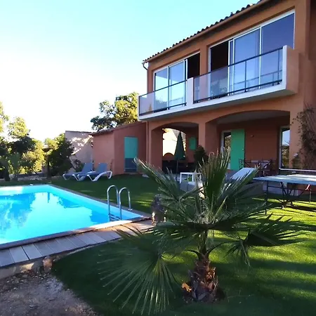 Superbe Bas De 80 M2 Piscine Privee Reservee Aux Vacanciers Avec Vue Magnifique 6 Couchages *